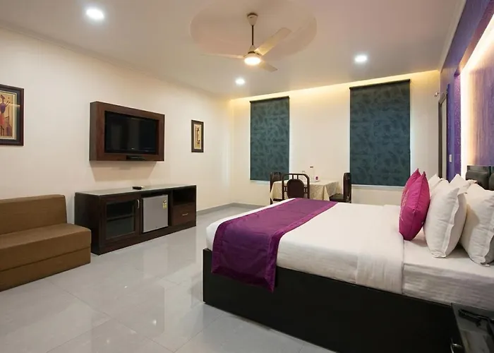 Hotel Dakha International - Karol Bagh, New Delhi