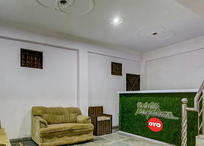 Hotel O Guru Ji Residency